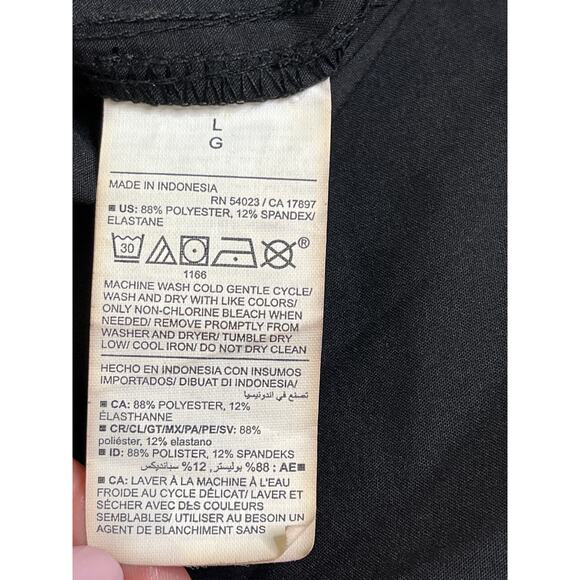 Old Navy high rise stretch tech black cargo pull on wide leg pants, size large - Picture 4 of 12